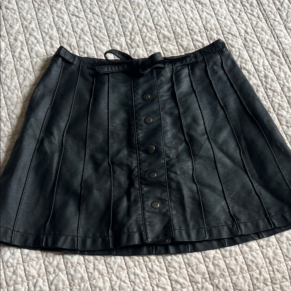Free People Black faux leather mini skirt - Picture 3 of 5